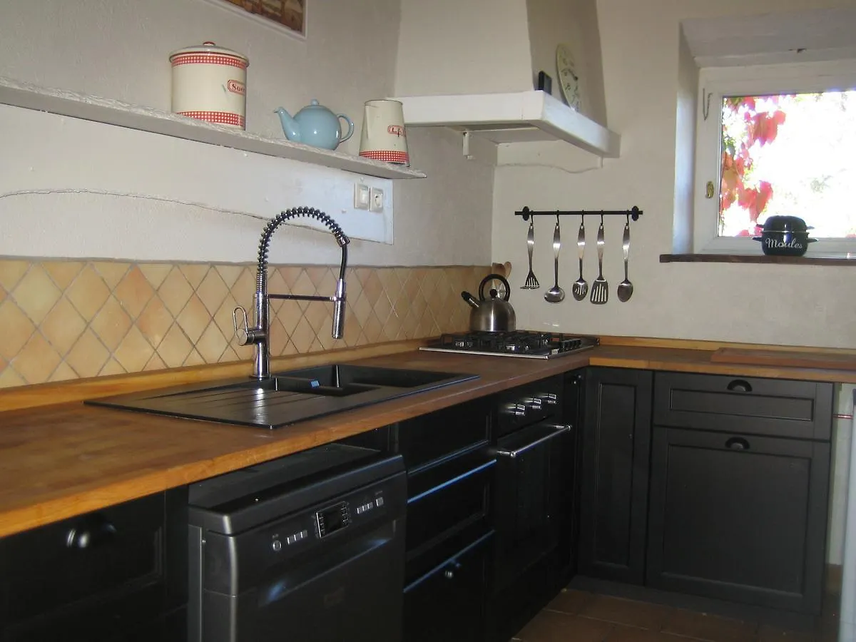 Les Hauts Paturages Bed and Breakfast Ossun-ez-Angles 0*,